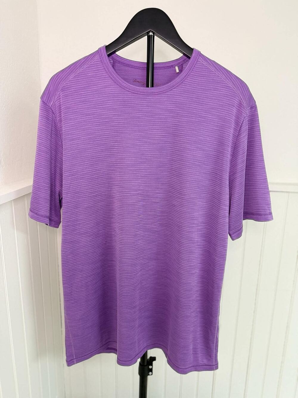 Tommy Bahama IslandZone Men’s Purple Performance T-Shirt  - Large